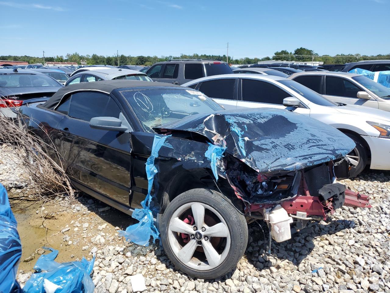 2010 Ford Mustang - Фото 4