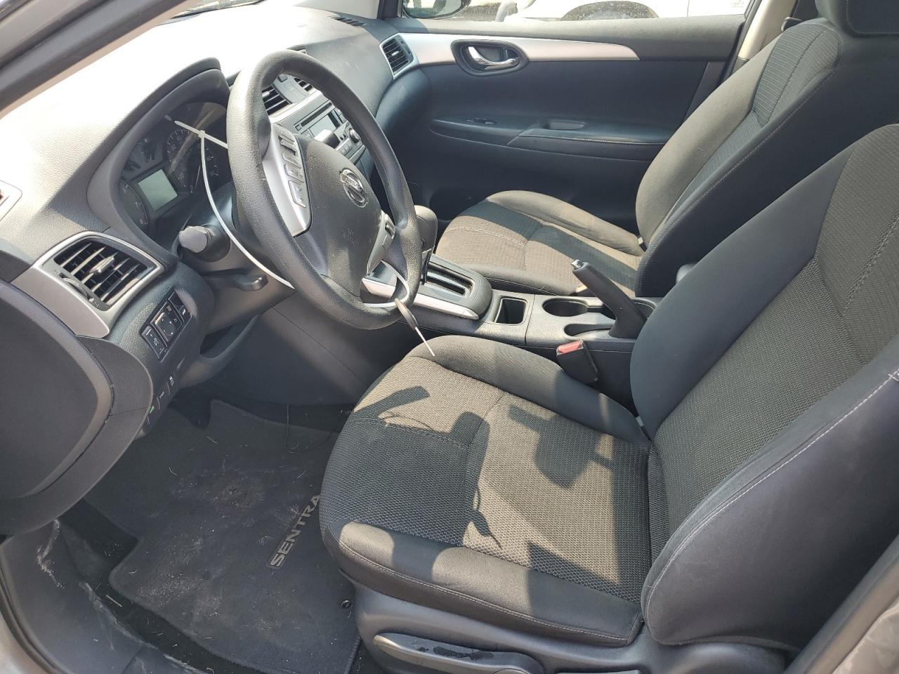 2016 Nissan Sentra S - Фото 7