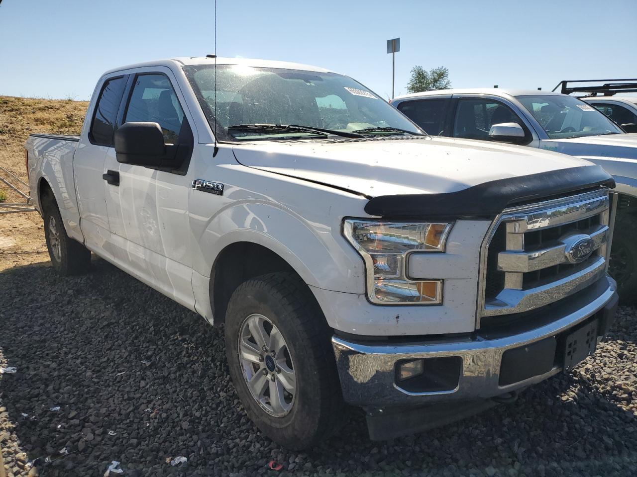 2017 Ford F150 Super Cab - Фото 4
