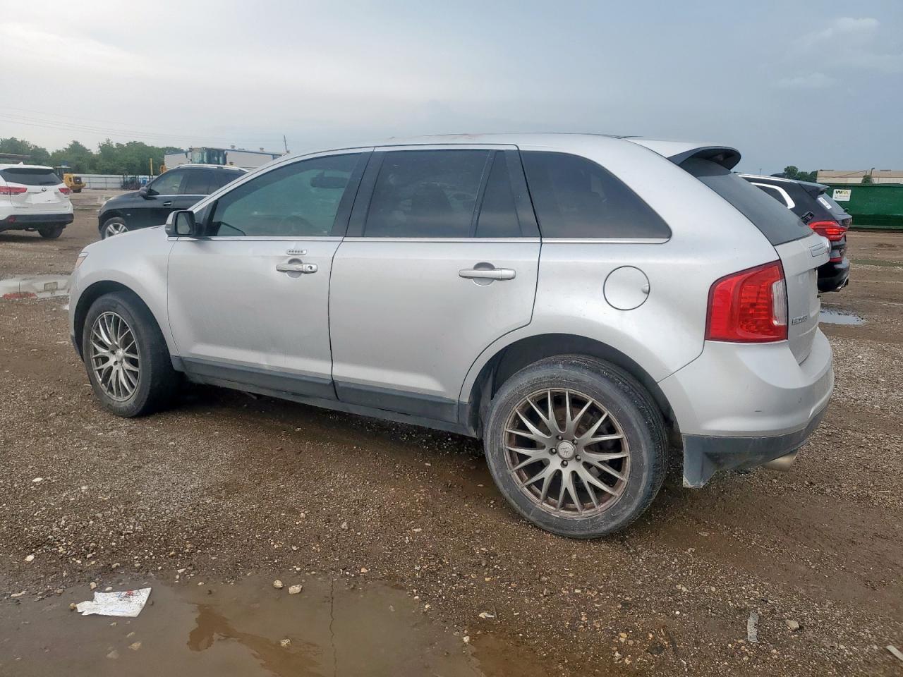 2013 Ford Edge Limited - Image 2