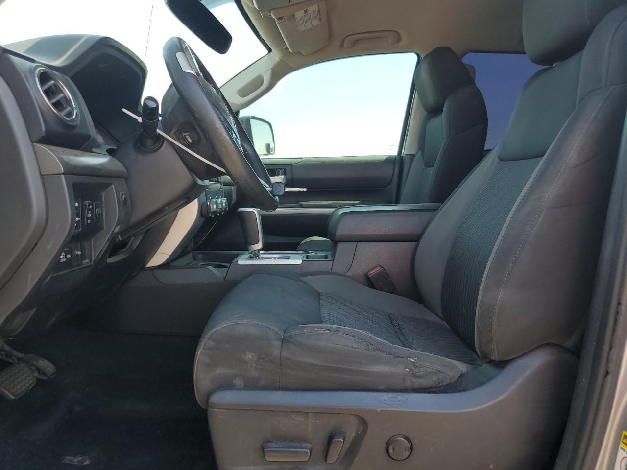 2015 Toyota Tundra Double Cab Sr - Image 7