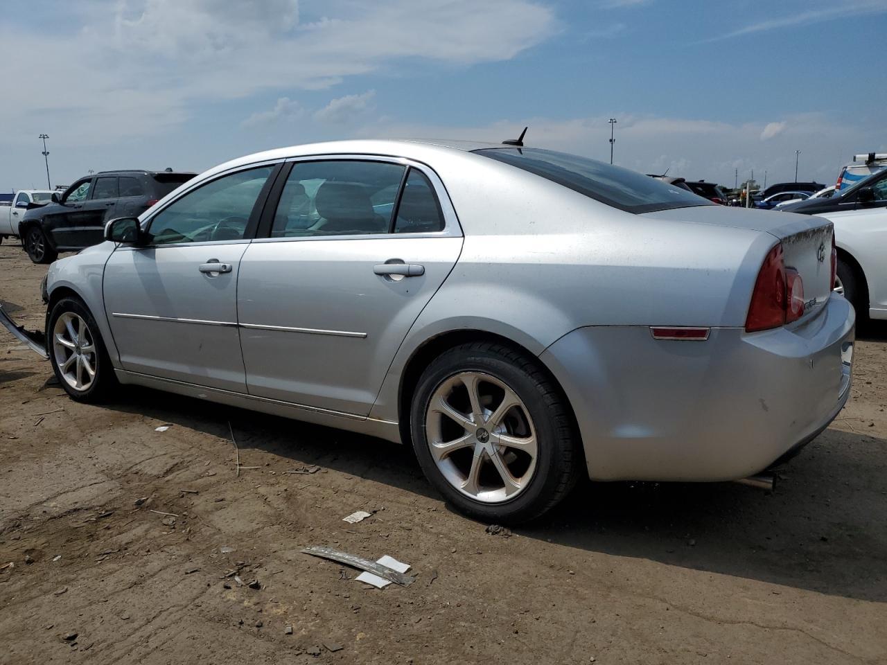 2010 Chevrolet Malibu 2Lt - Фото 2