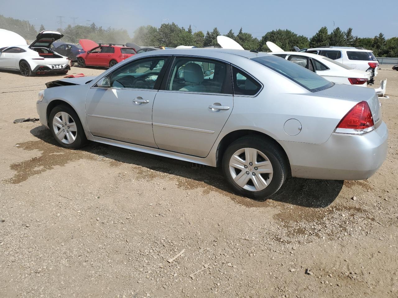 2011 Chevrolet Impala Ls - Фото 2