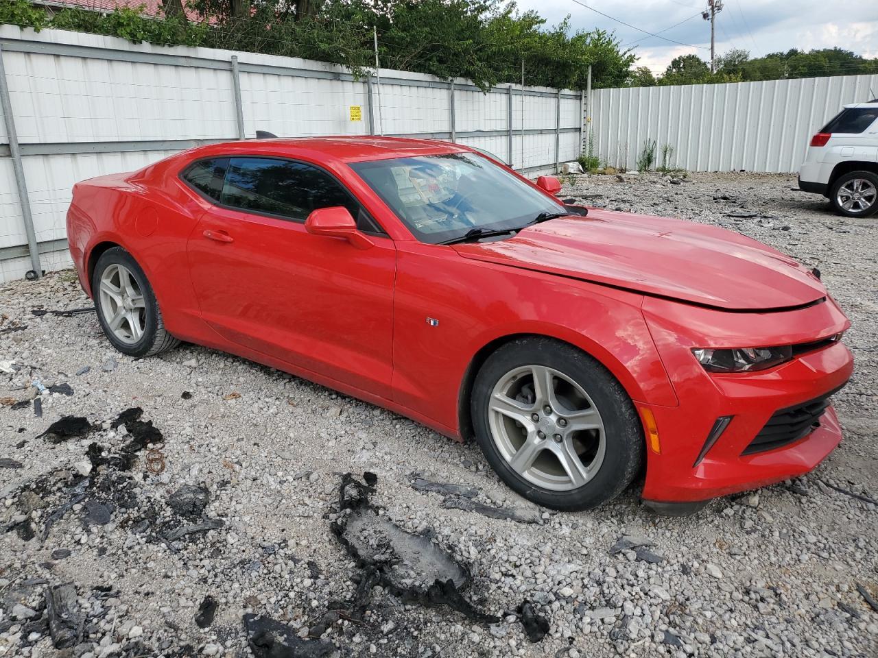 2017 Chevrolet Camaro Lt - Image 4