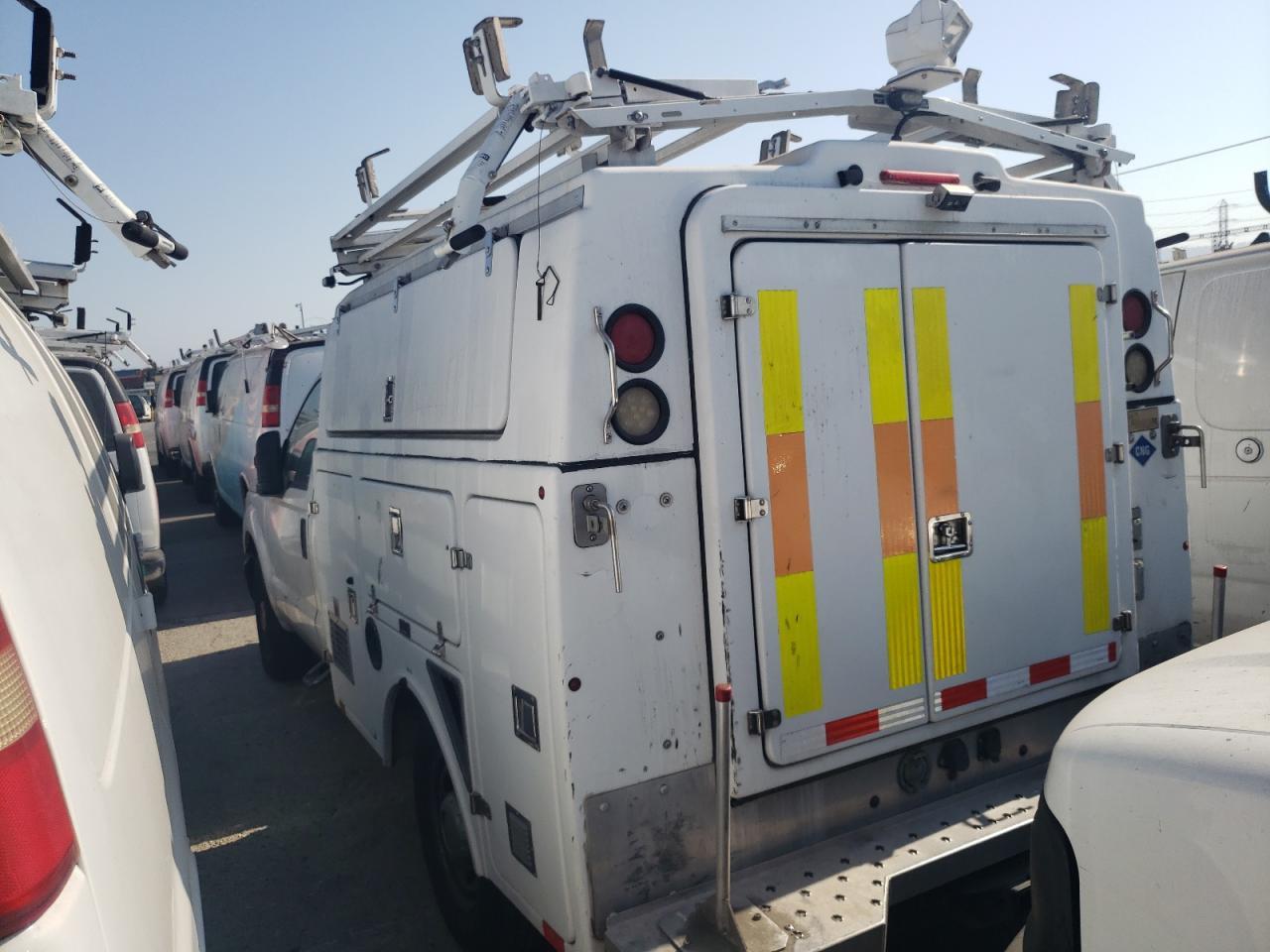 2013 Ford F350 Super - Image 2