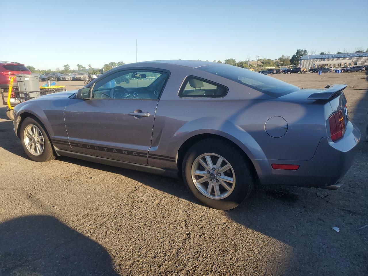 2006 Ford Mustang - Фото 2