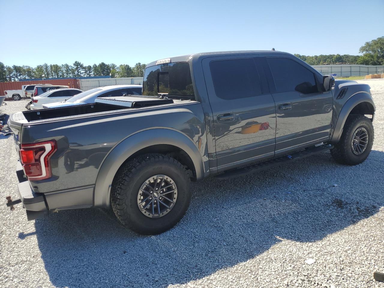 2020 Ford F150 Raptor - Фото 3