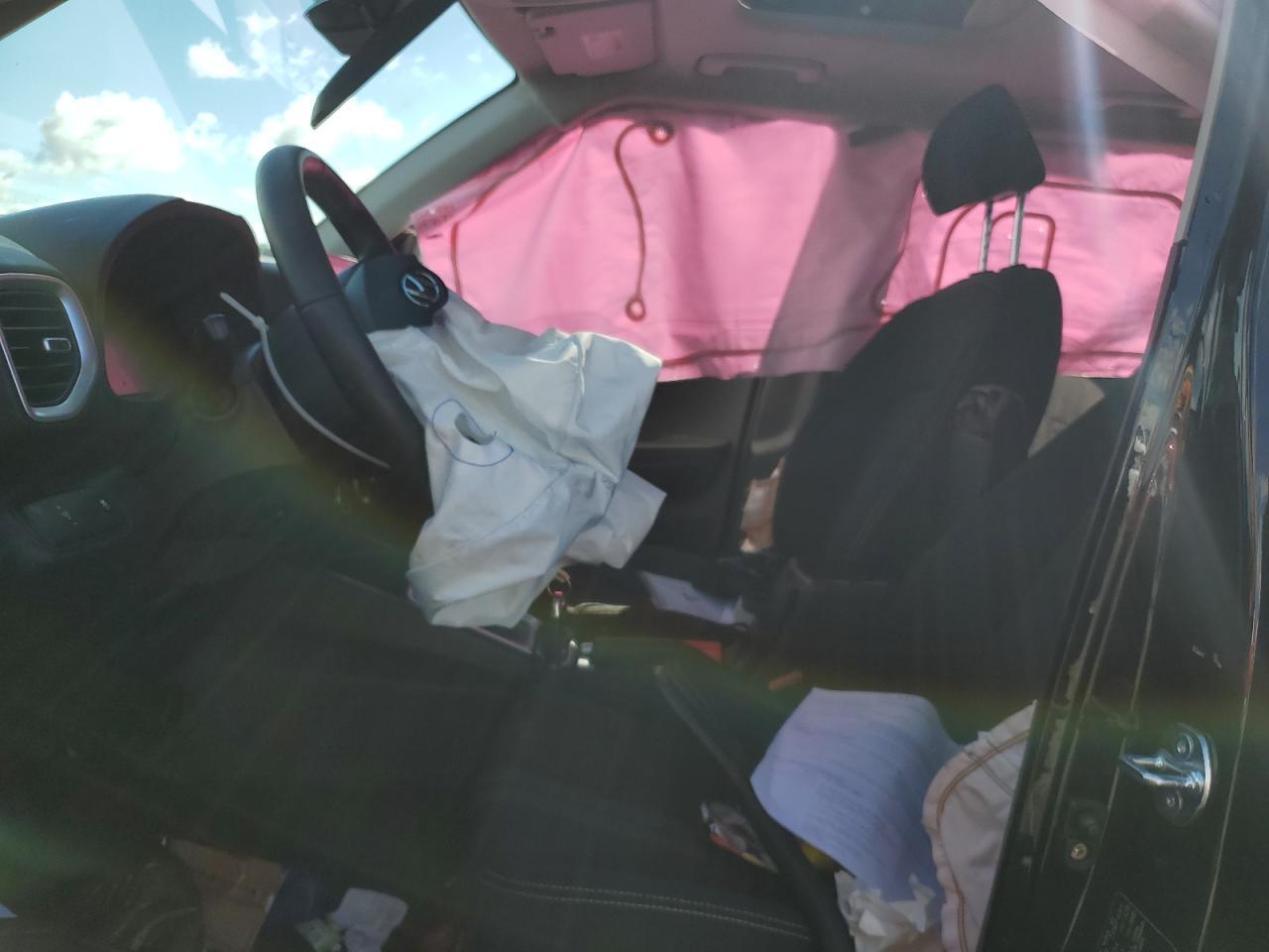 2025 Hyundai Venue Sel - Image 7