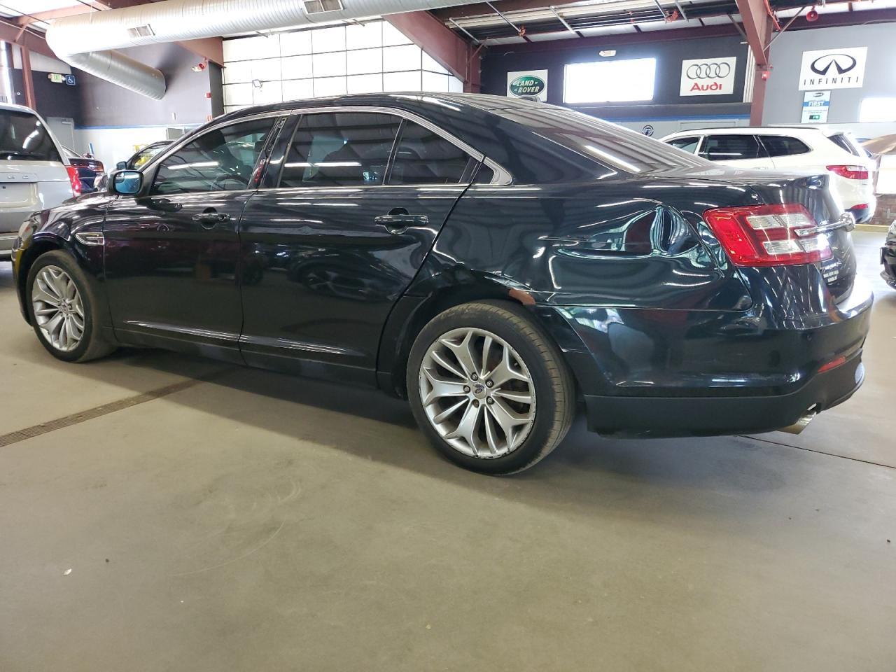 2014 Ford Taurus Limited - Фото 2