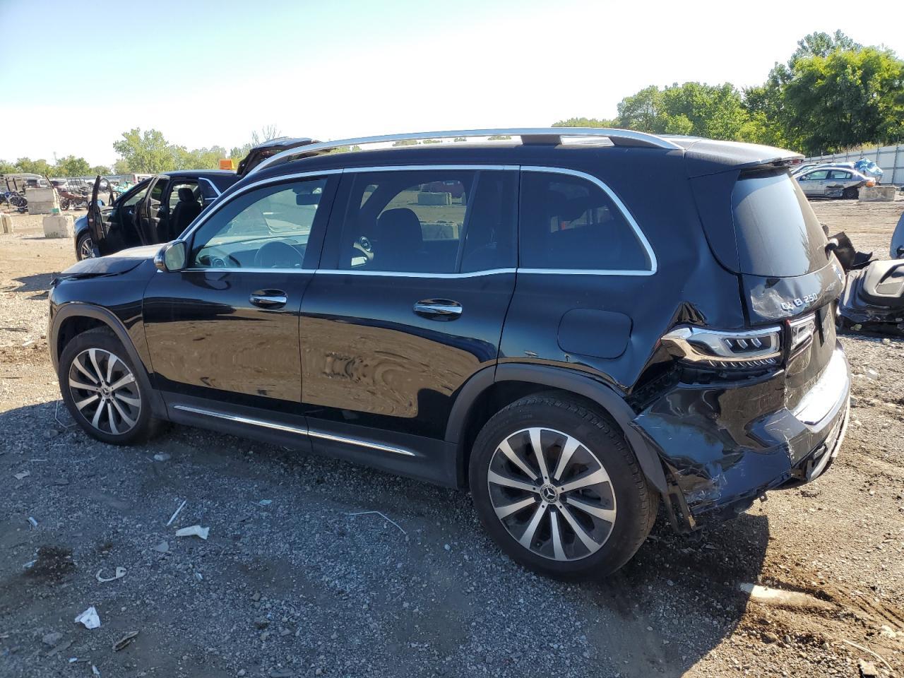 2021 Mercedes-Benz Glb 250 4Matic - Фото 2