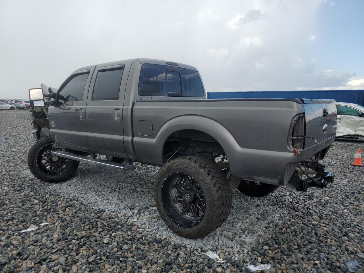 2011 Ford F250 Super Duty - Фото 2