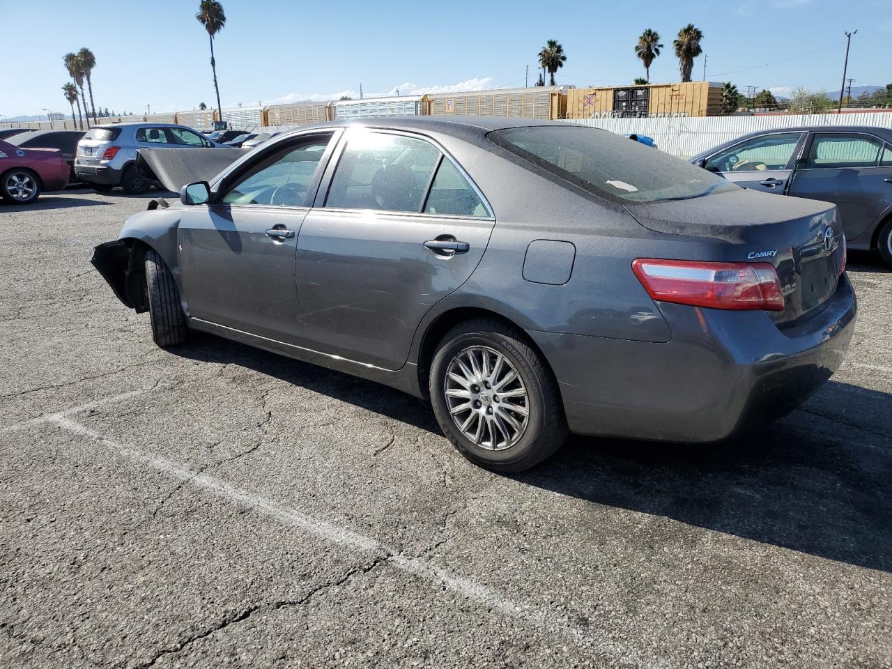 2009 Toyota Camry Base - Фото 2