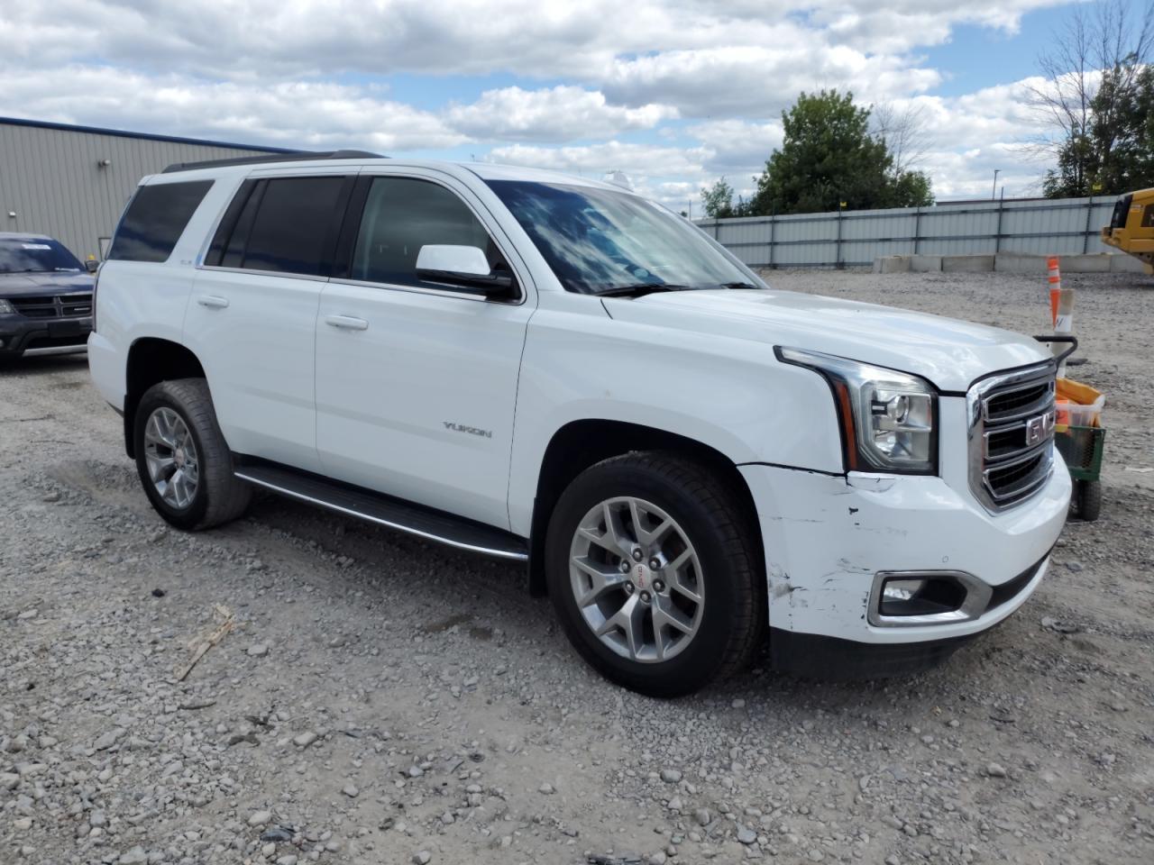 2018 GMC Yukon Sle - Image 4