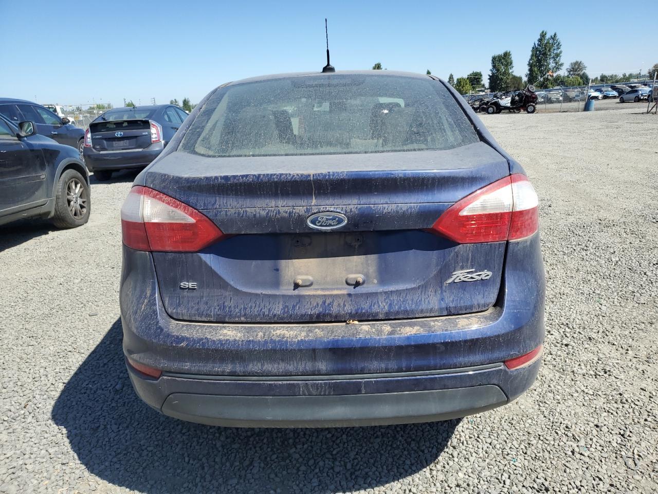 2016 Ford Fiesta Se - Фото 6