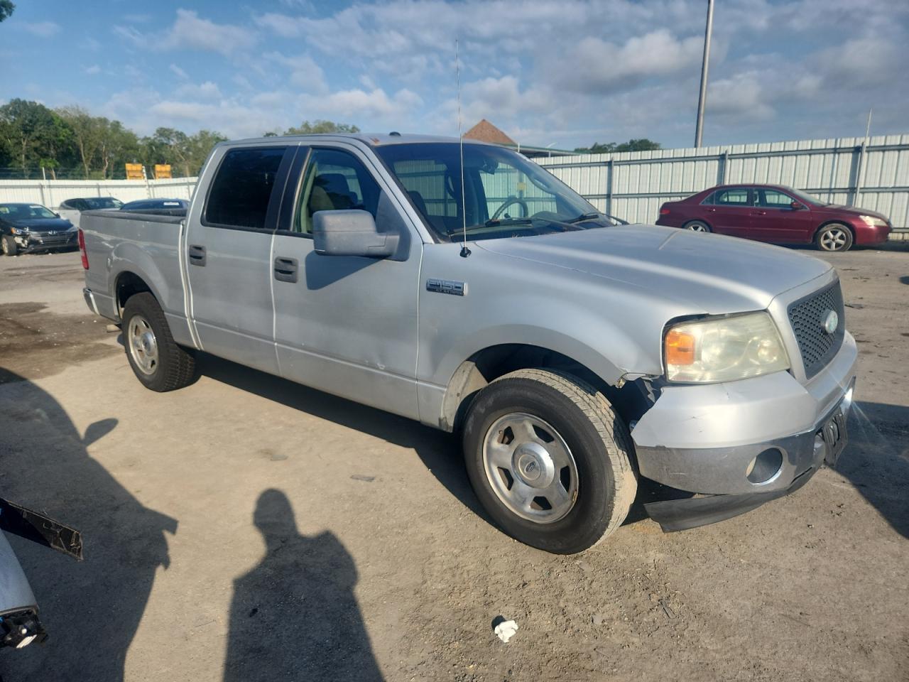 2006 Ford F150 Supercrew - Image 4