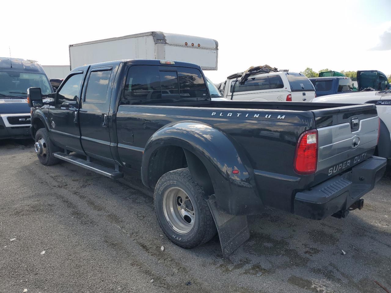 2016 Ford F350 Super Duty - Фото 2