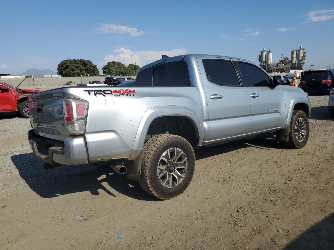 2022 Toyota Tacoma Double Cab - Фото 3