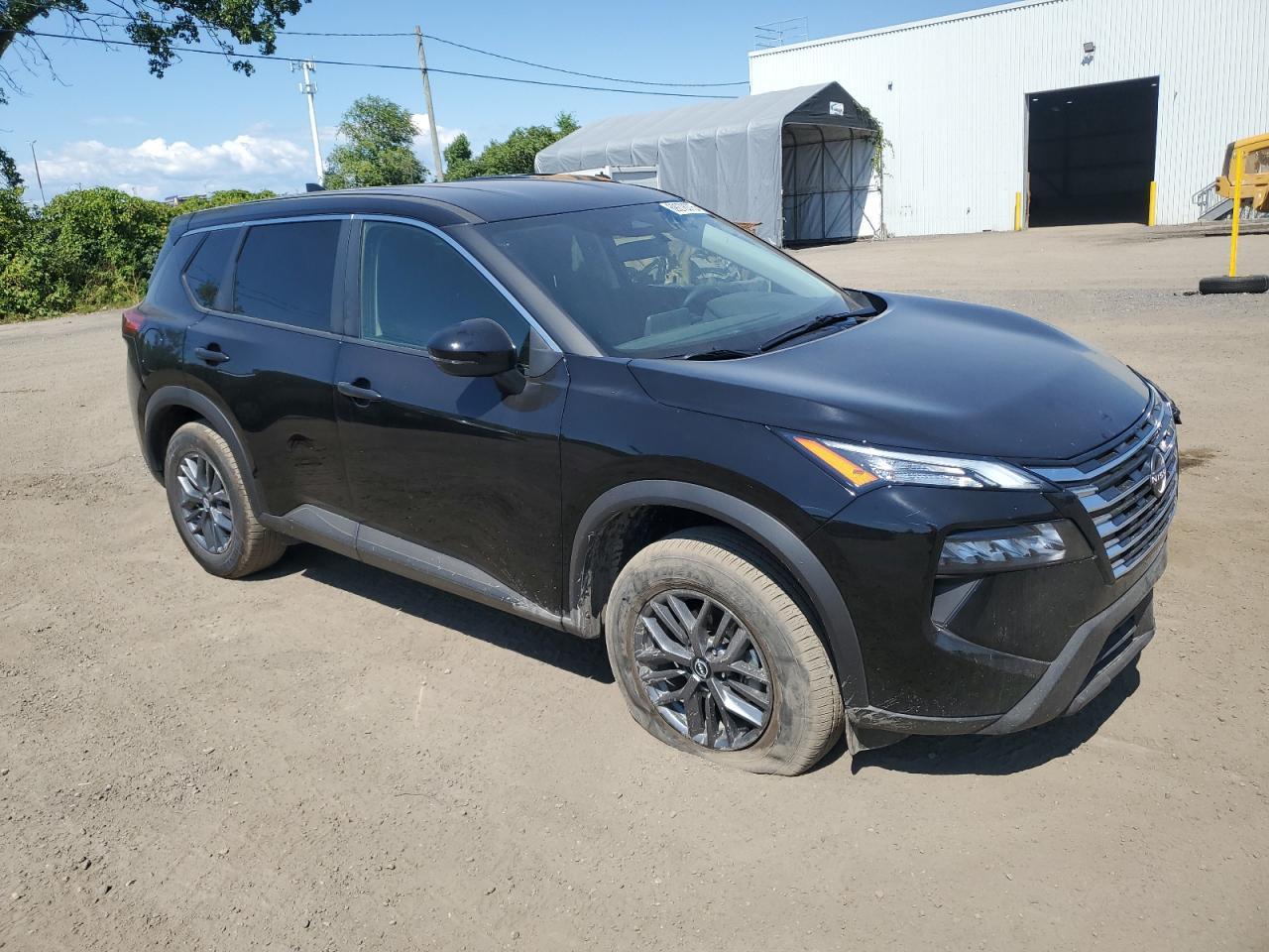2025 Nissan Rogue S - Image 4