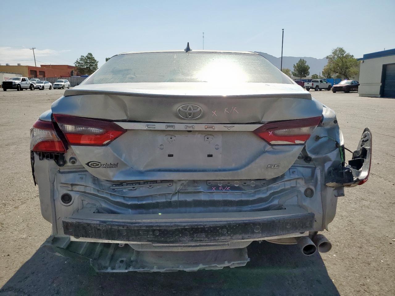 2021 Toyota Camry Se - Фото 6