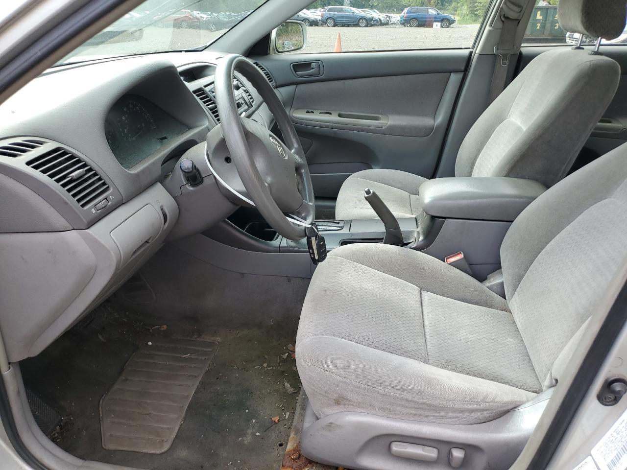 2002 Toyota Camry Le - Image 7