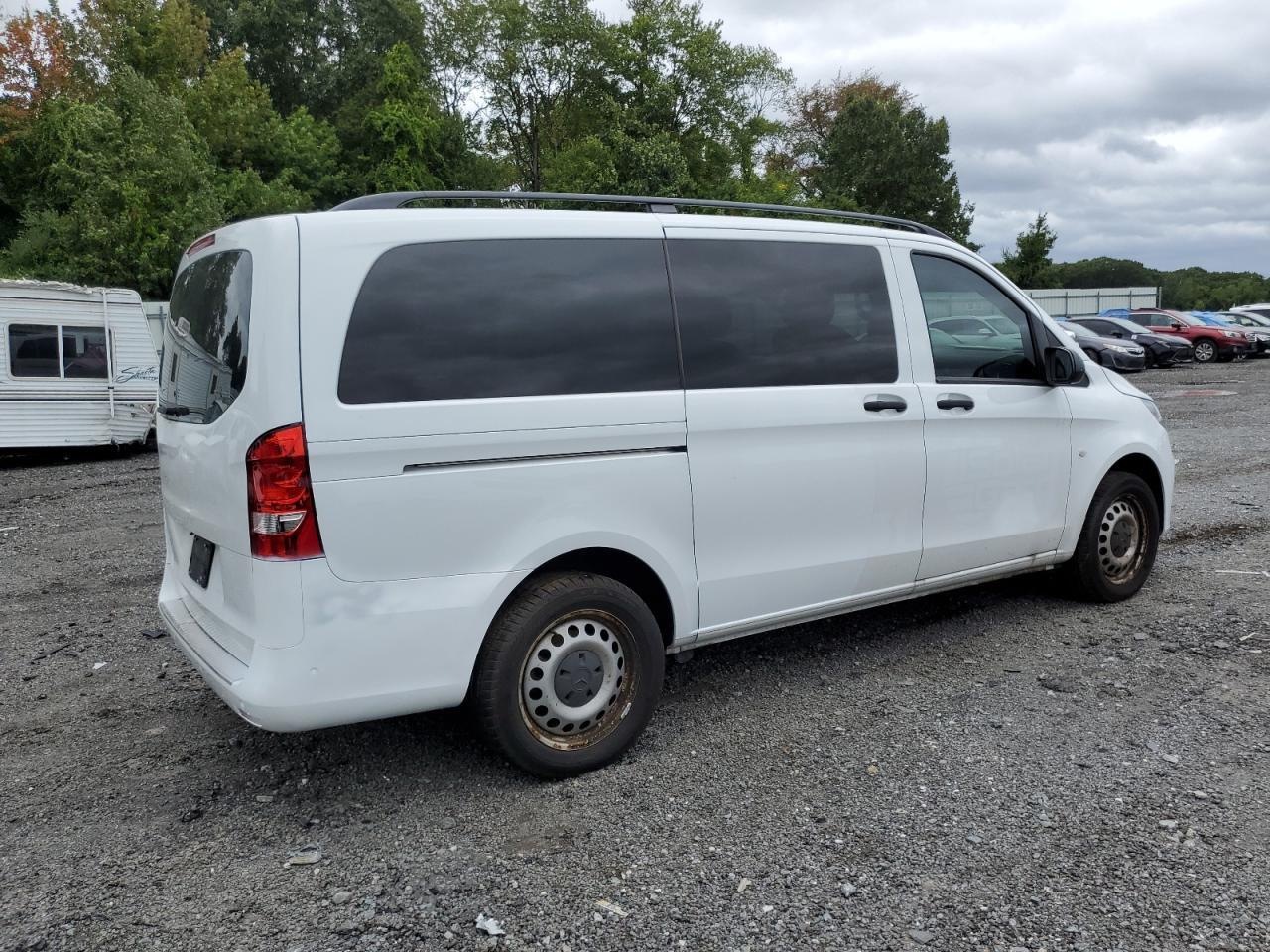 2023 Mercedes-Benz Metris - Фото 3