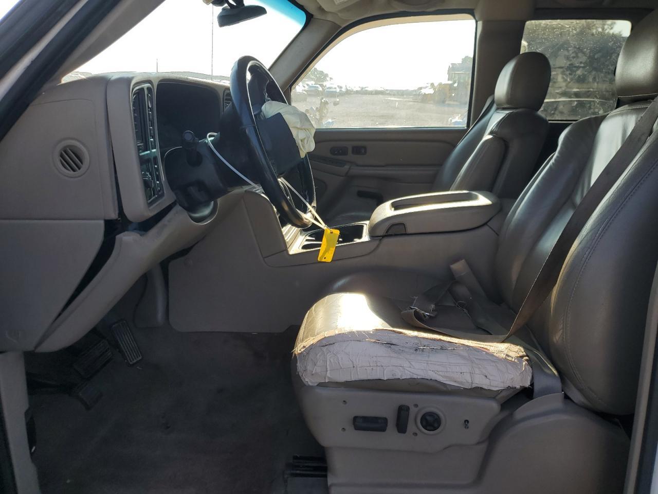 2005 GMC New Sierra K1500 - Фото 7