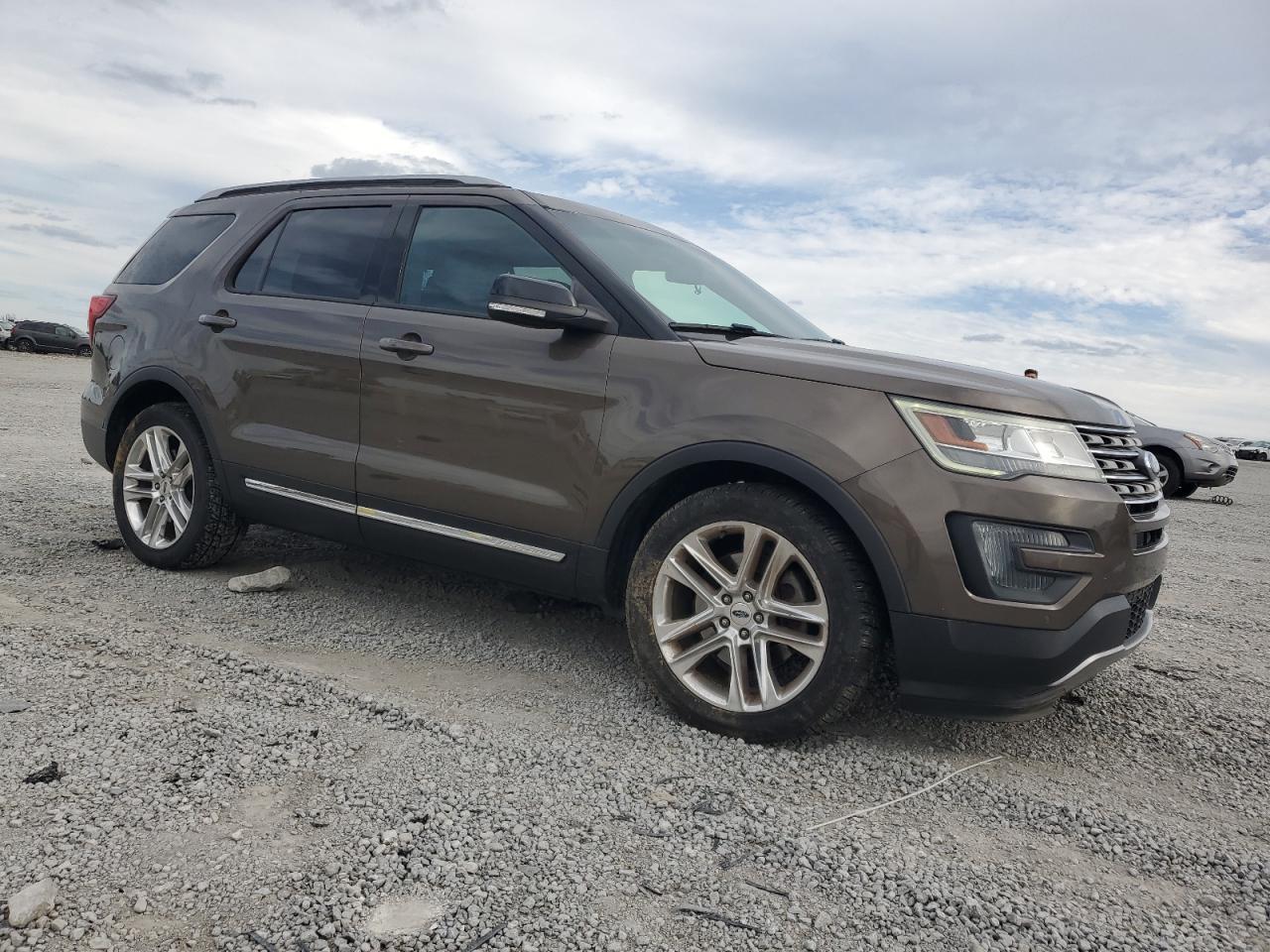 2016 Ford Explorer Xlt - Фото 4