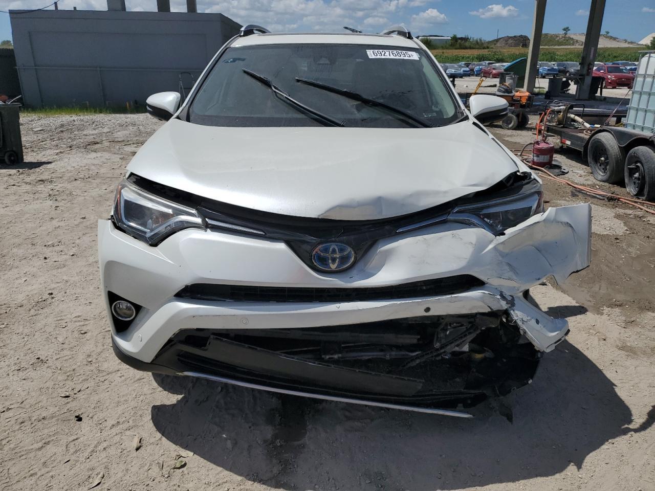 2016 Toyota Rav4 Hv Limited - Image 5