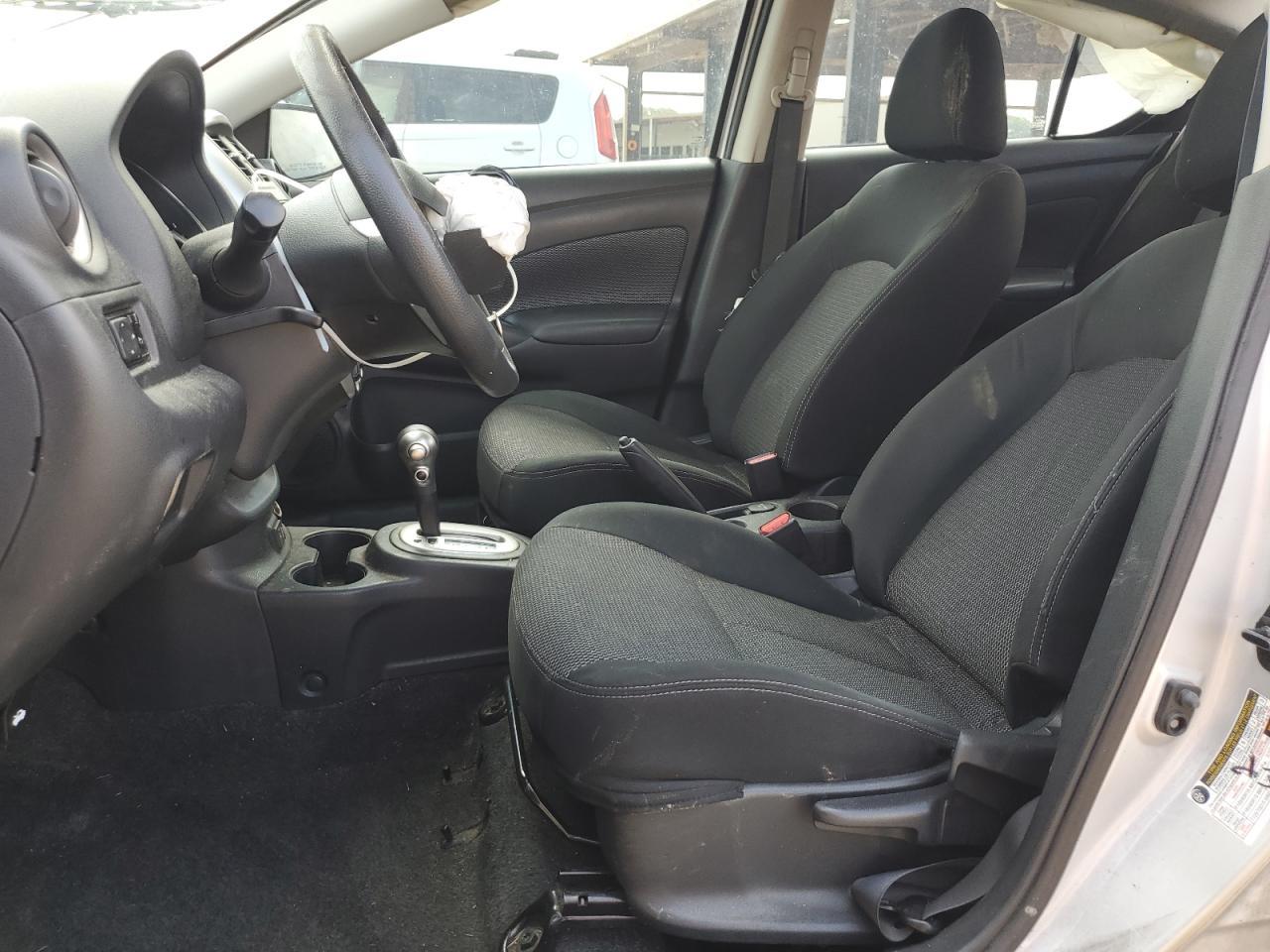 2019 Nissan Versa S - Фото 7