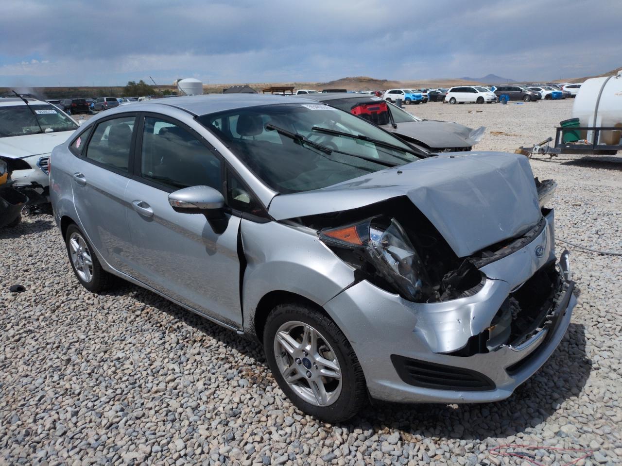 2017 Ford Fiesta Se - Image 4