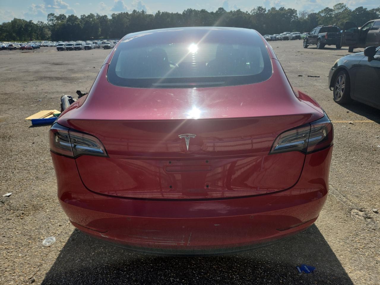 2018 Tesla Model 3 - Фото 6