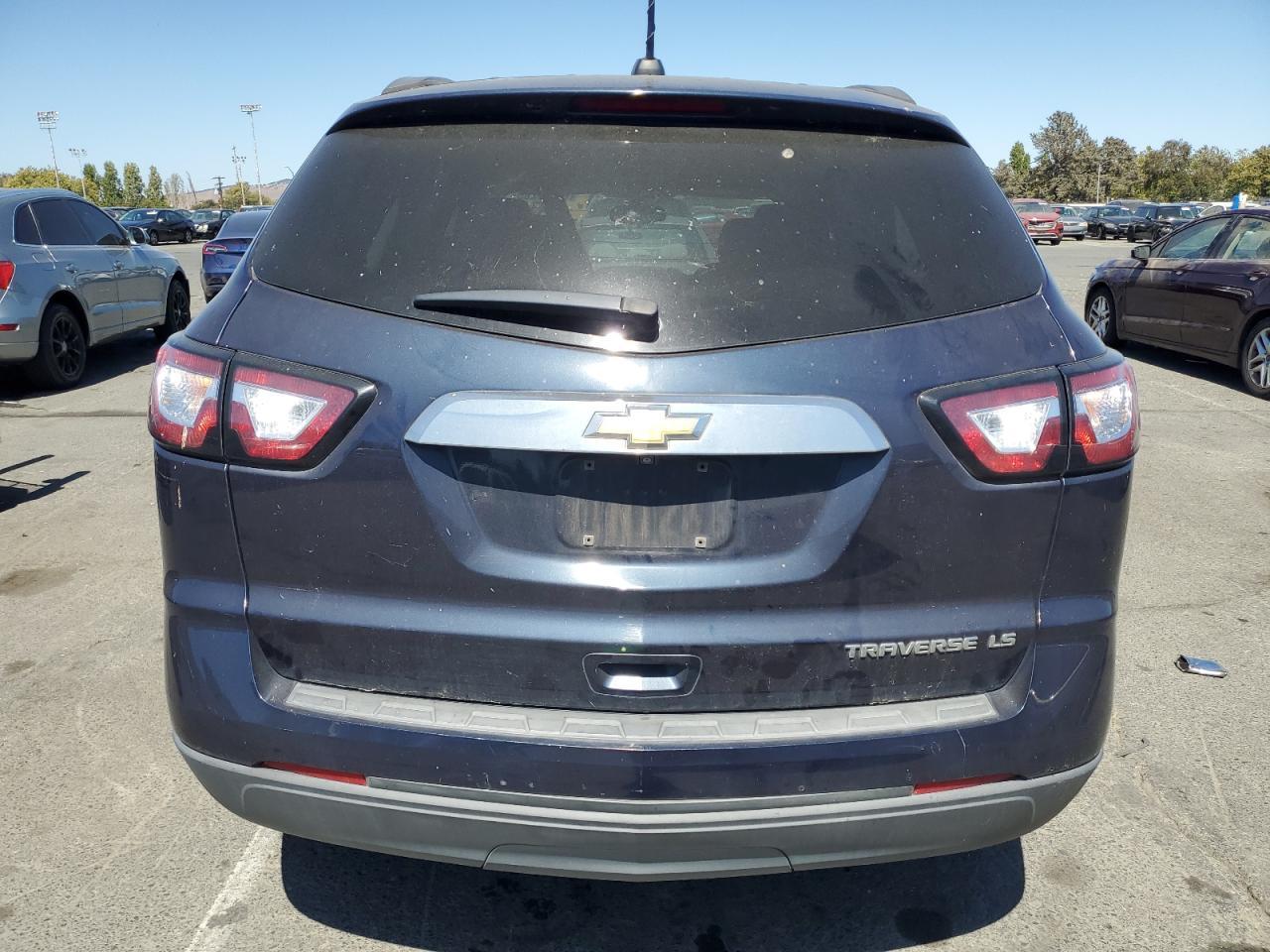 2016 Chevrolet Traverse Ls - Фото 6