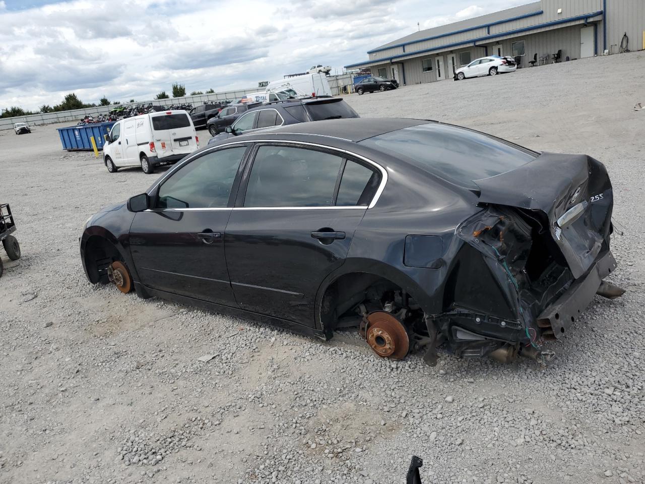 2009 Nissan Altima 2.5 - Фото 2