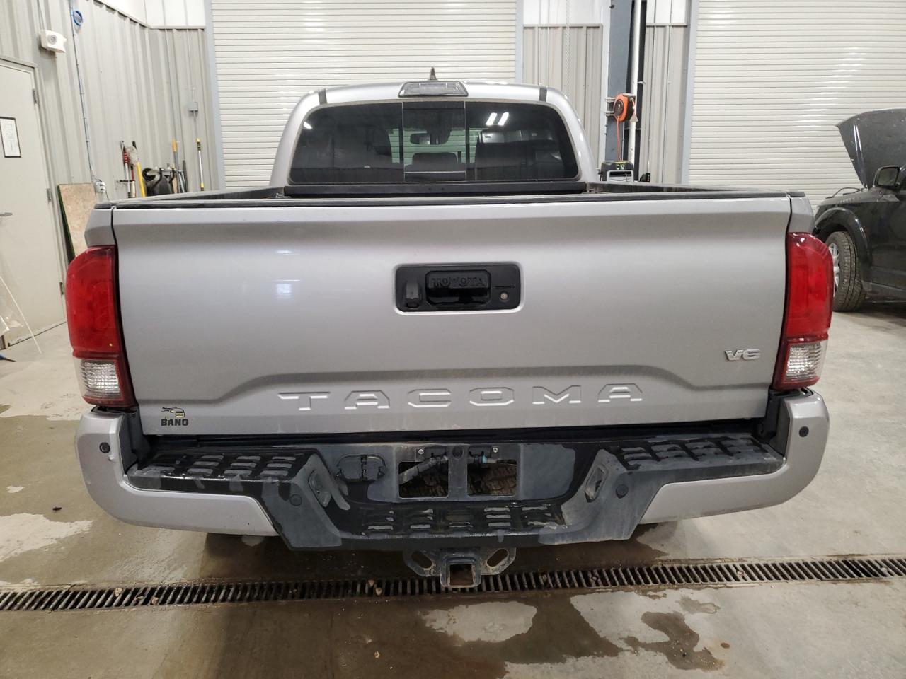 2019 Toyota Tacoma Double Cab - Фото 6