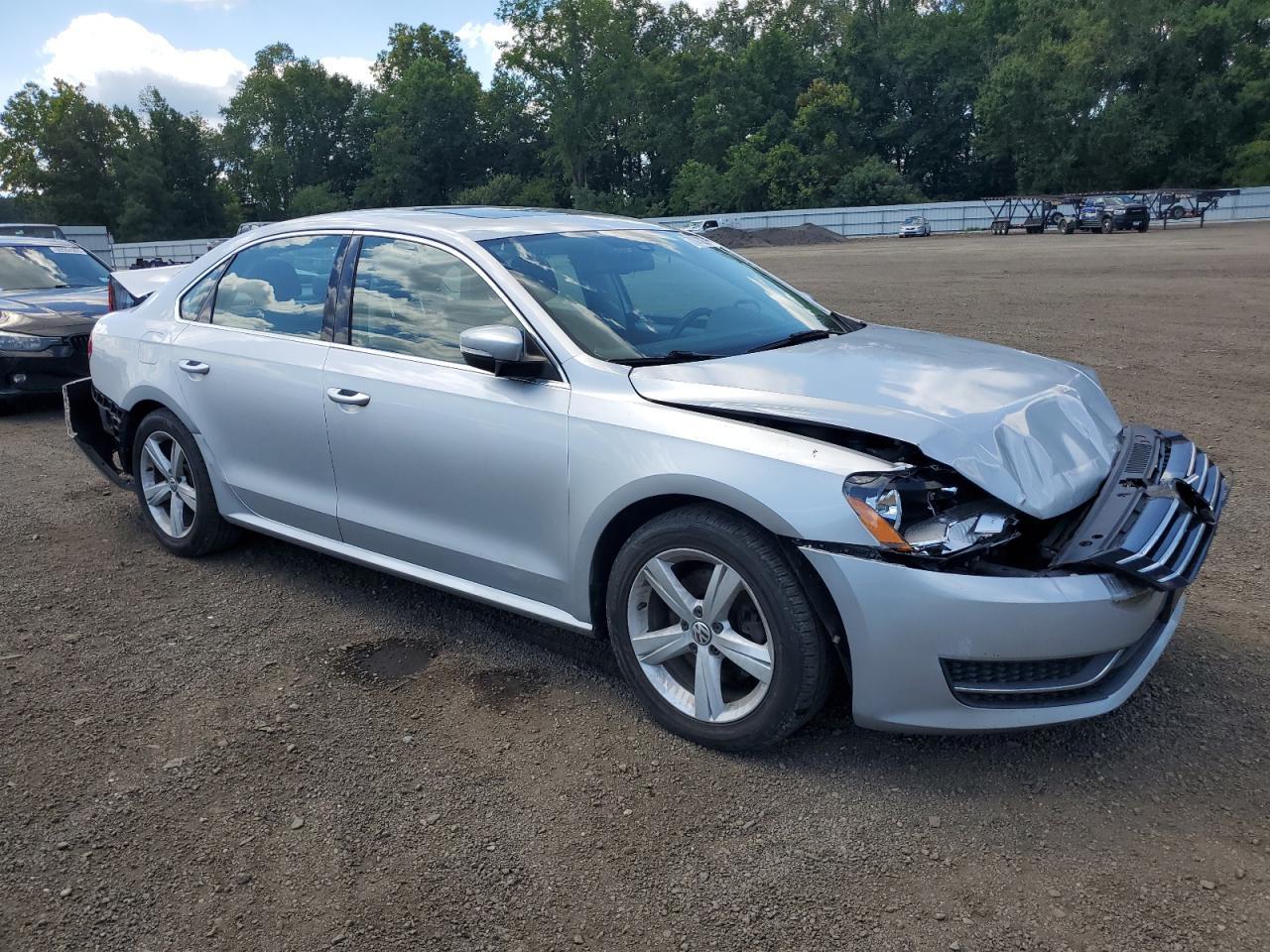 2013 Volkswagen Passat Se - Фото 4