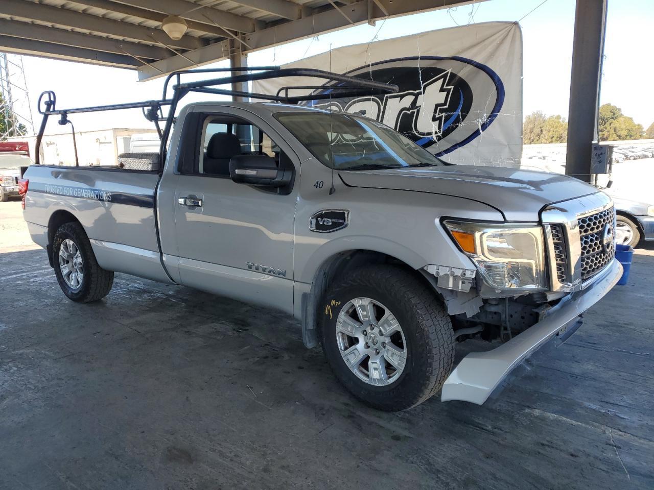 2017 Nissan Titan S - Фото 4