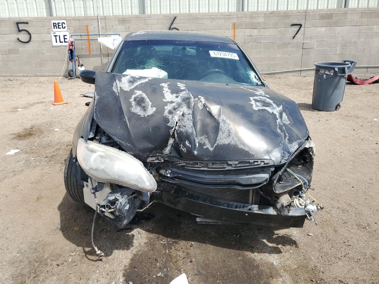 2014 Chrysler 200 Touring - Image 5