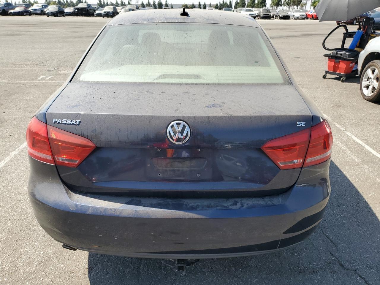 2012 Volkswagen Passat Se - Image 6
