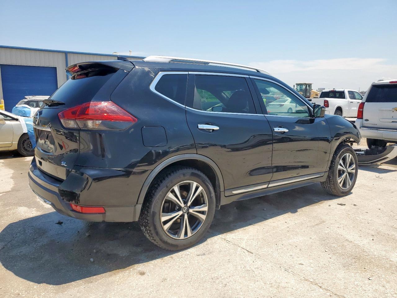 2018 Nissan Rogue S - Фото 3