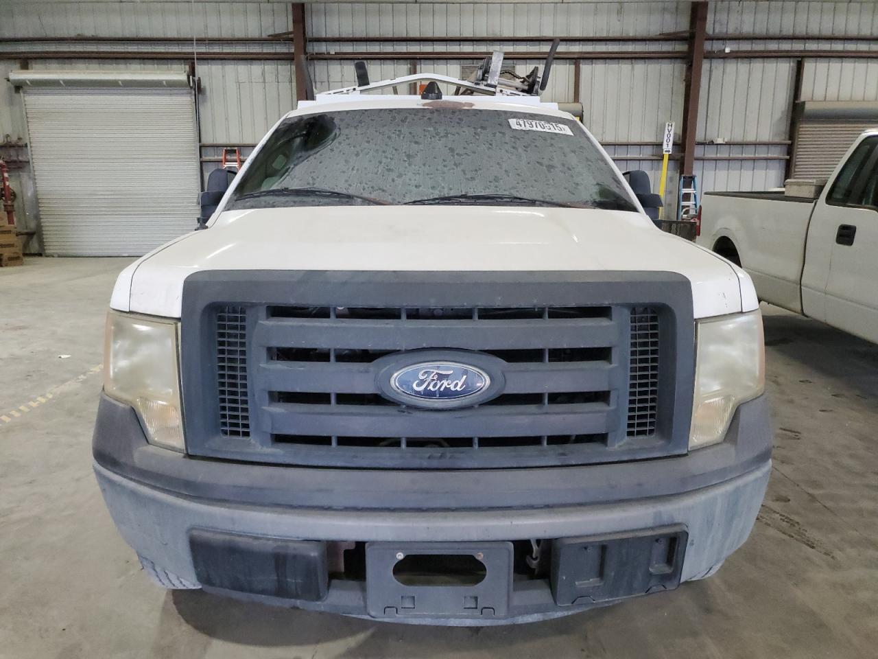 2010 Ford F150 - Image 5