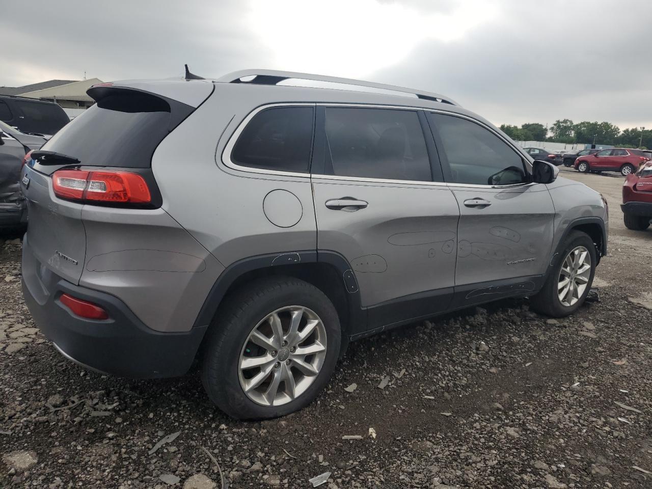 2016 Jeep Cherokee Limited - Image 3