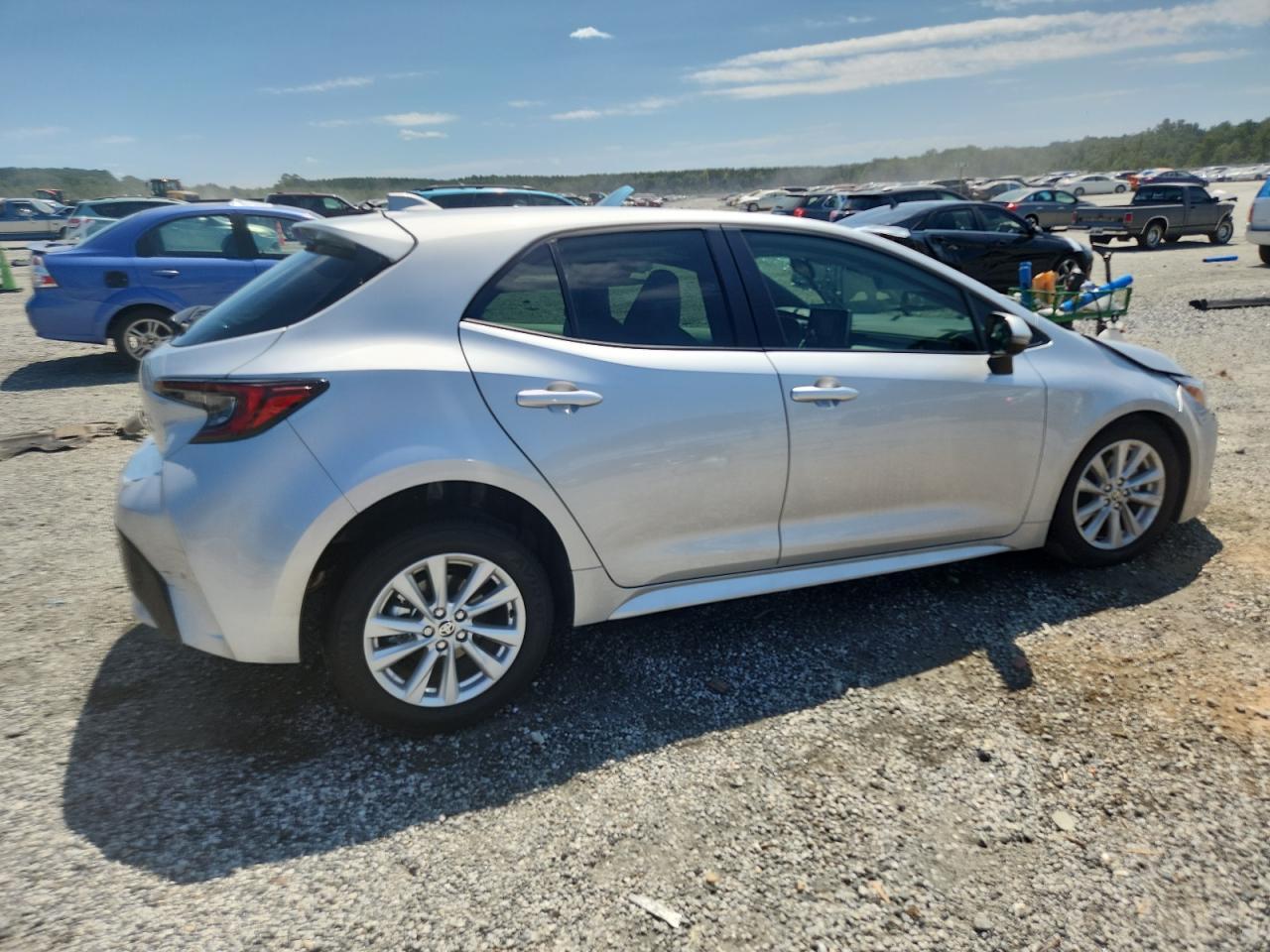 2025 Toyota Corolla Se - Image 3