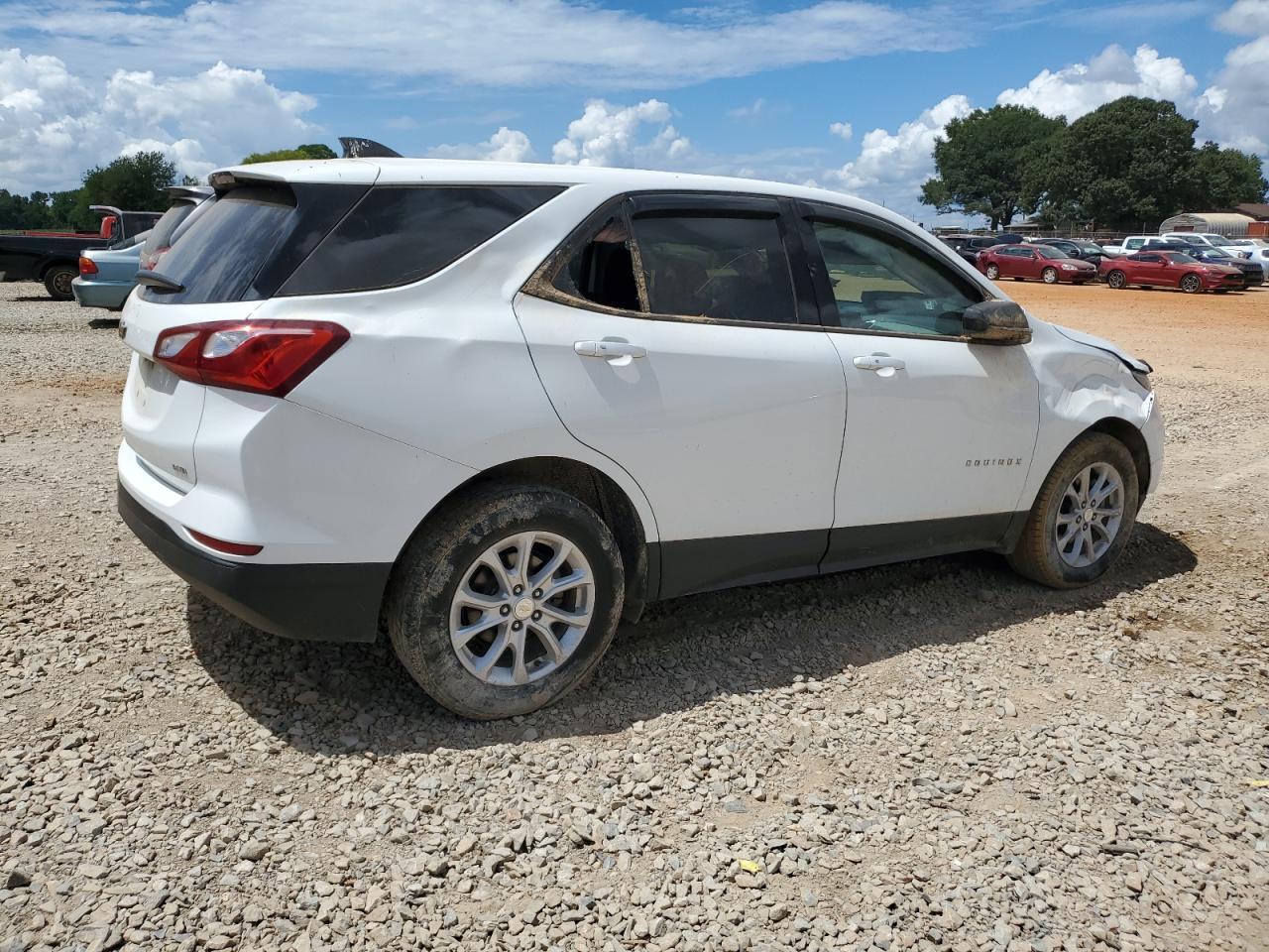 2019 Chevrolet Equinox Ls - Фото 3