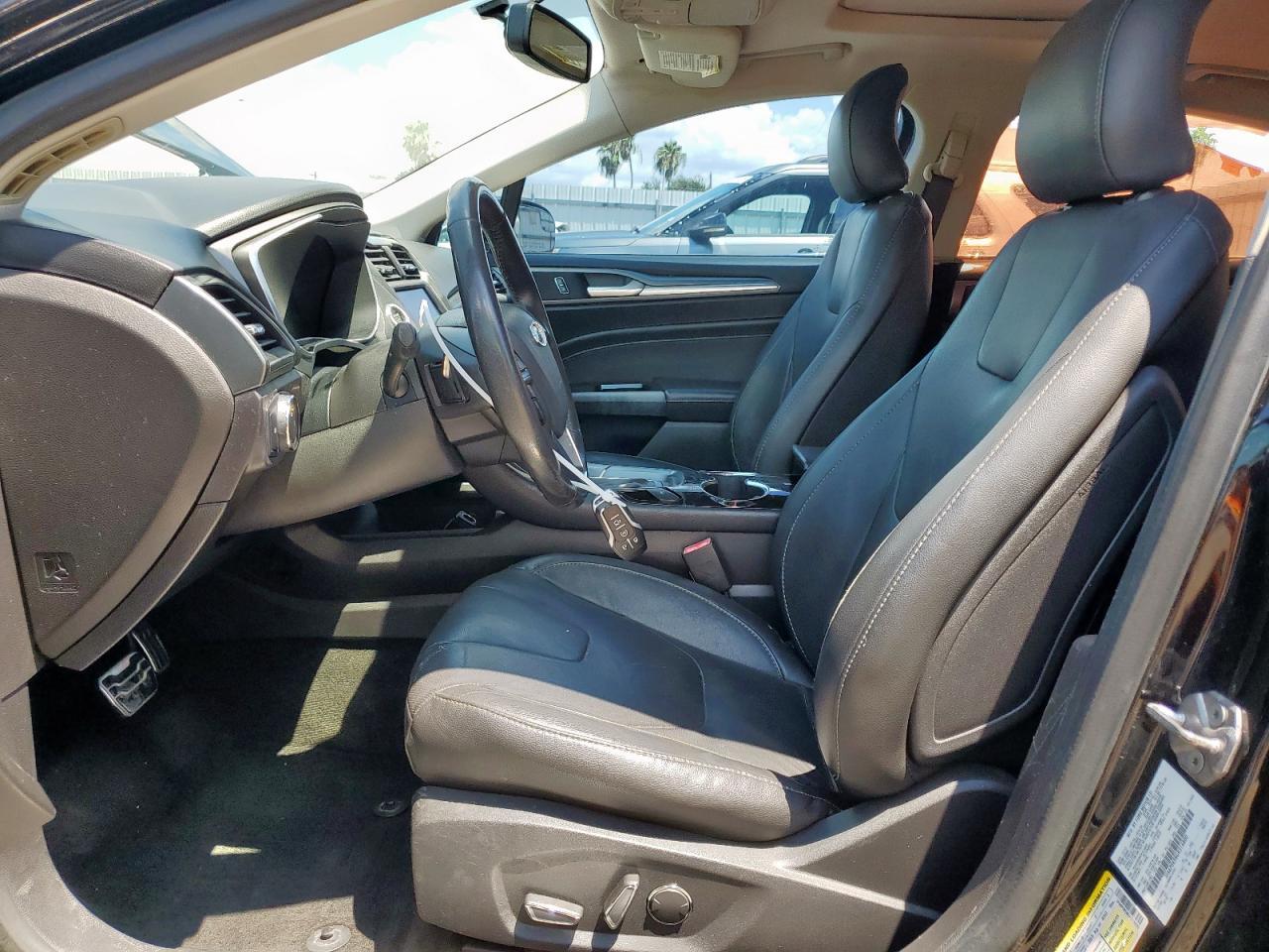 2016 Ford Fusion Titanium - Image 7