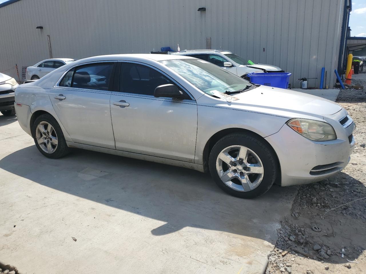 2009 Chevrolet Malibu Ls - Фото 4