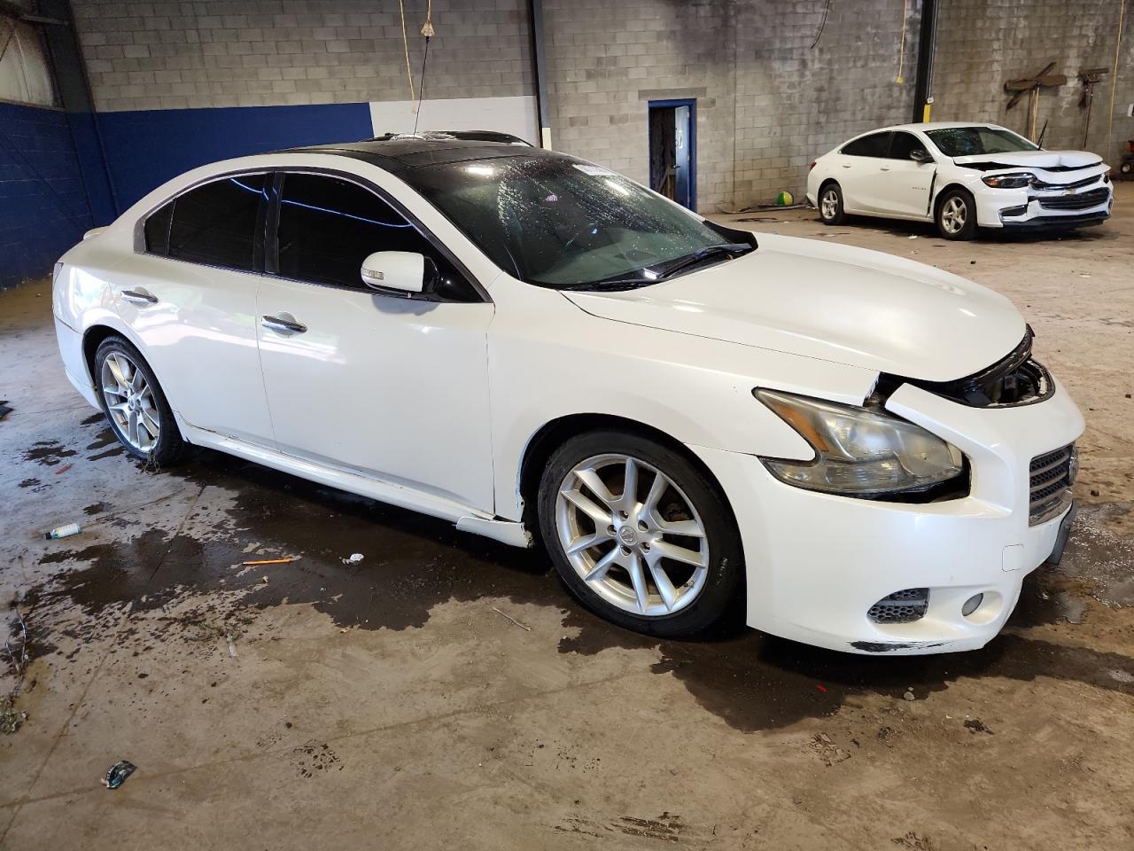 2011 Nissan Maxima S - Image 4