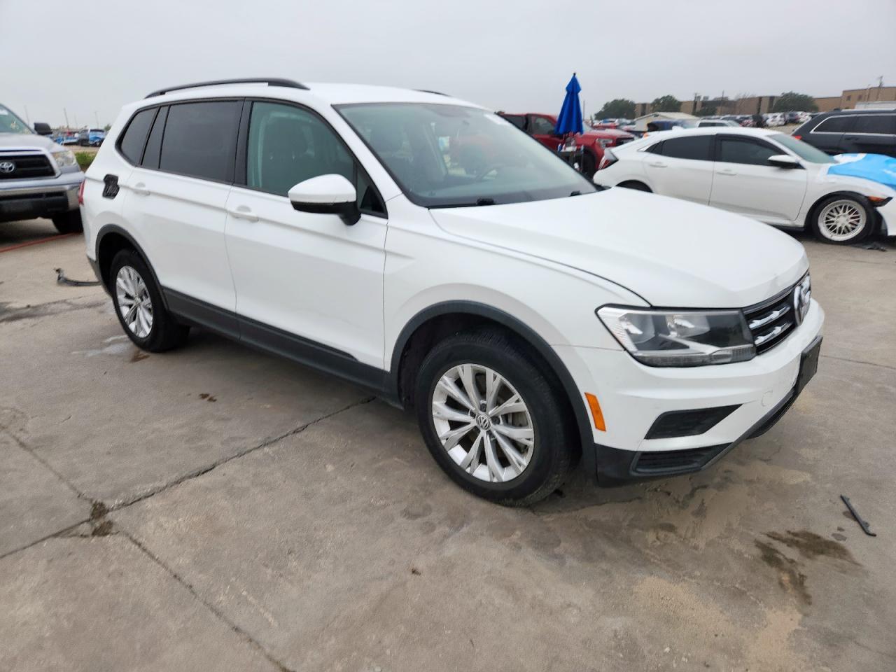 2018 Volkswagen Tiguan S - Фото 4