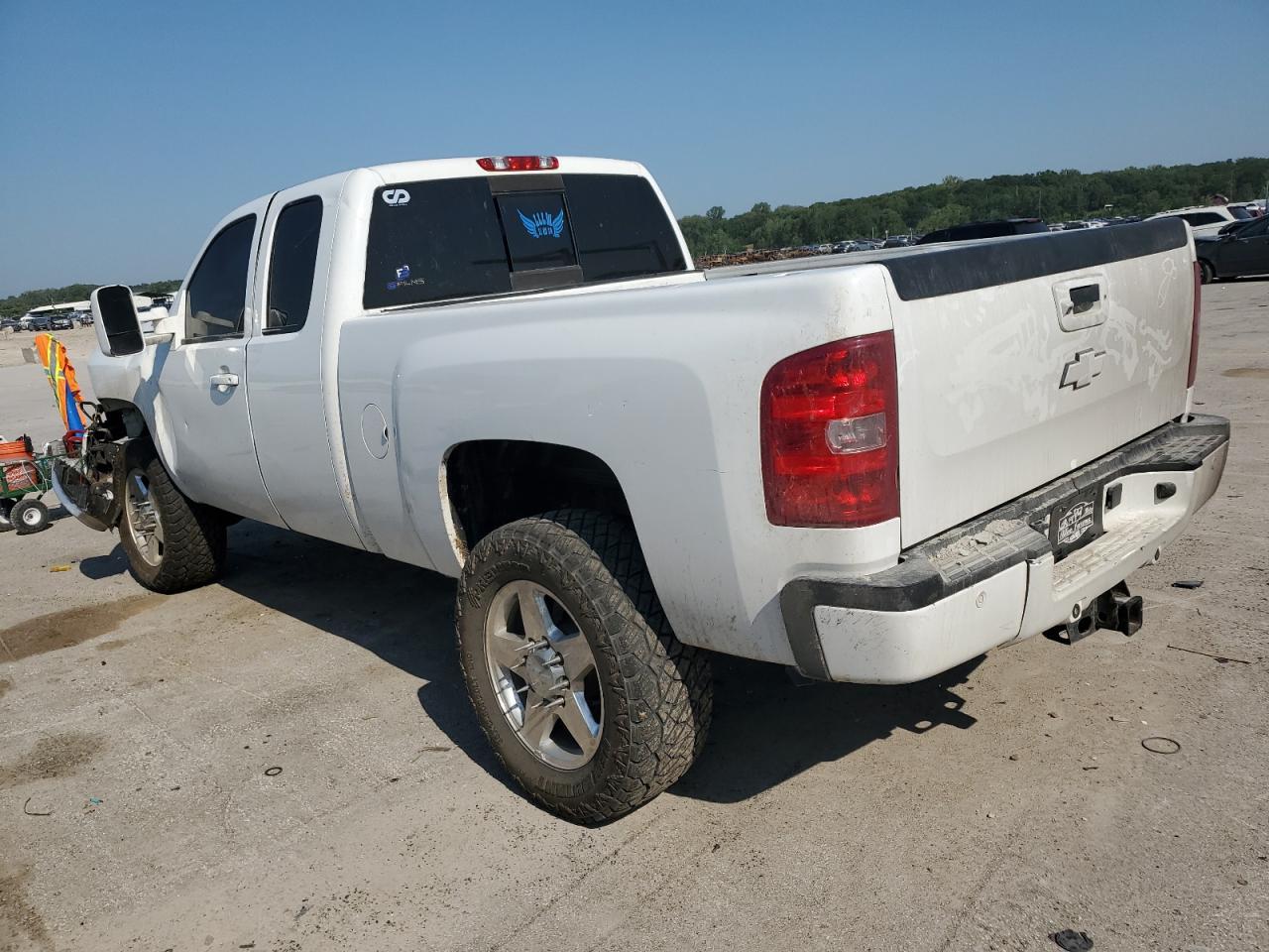 2011 Chevrolet Silverado K2500 Heavy Duty Ltz - Image 2
