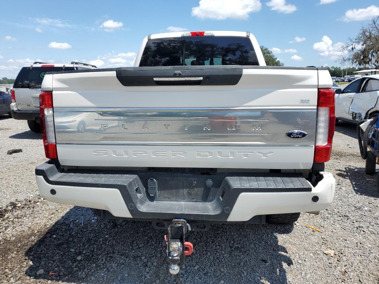 2017 Ford F250 Super Duty - Image 6