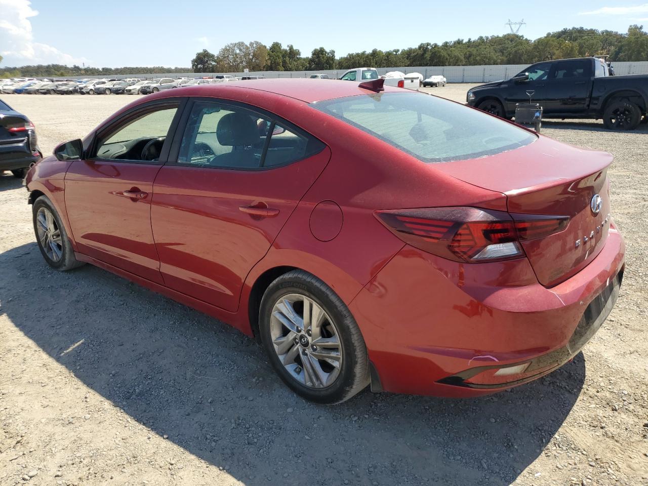 2020 Hyundai Elantra Sel - Фото 2